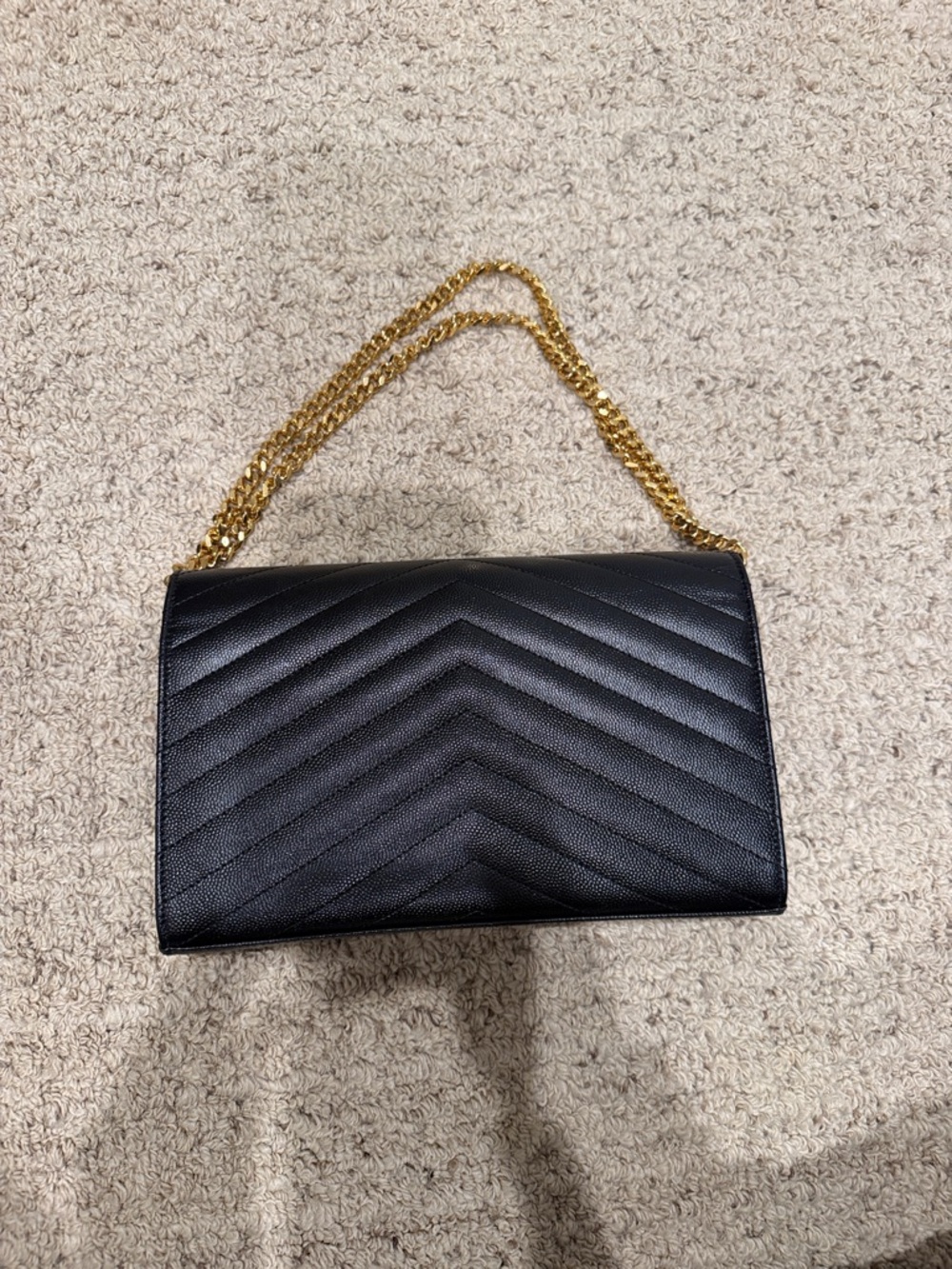 Saint Laurent Black Quilted Leather Shoulder Bag with Gold Chain and YSL Logo - Picture 2 of 4